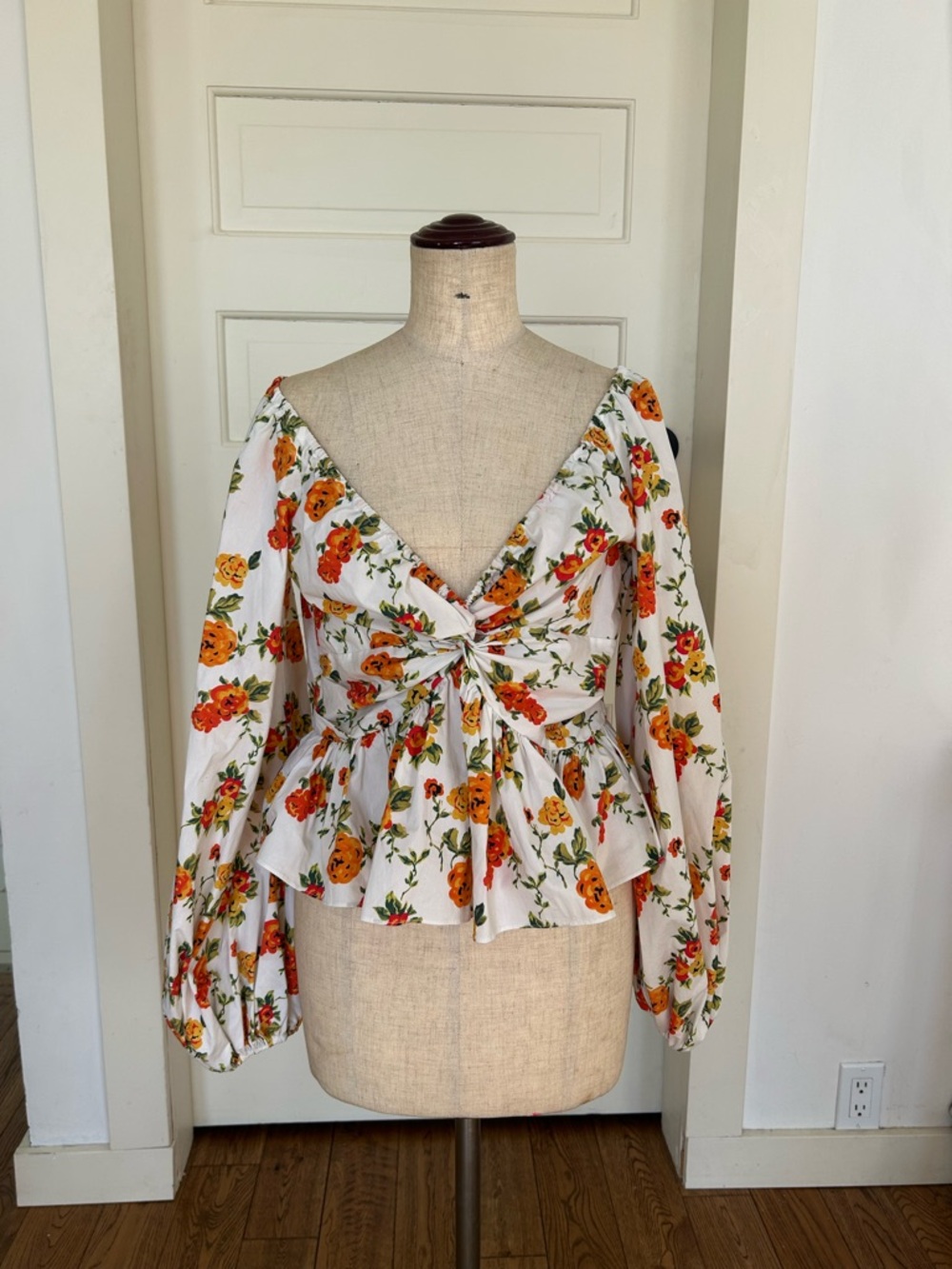 Caroline Constas White Floral Twist-Peplum Blouse small 4 6